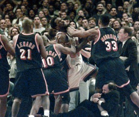 DB视讯官网🤔锡伯杜的恩师!文胖:尼克斯该请小范甘迪出山