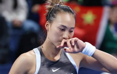 0-2！0-2！中国金花2人出局，张帅惨败，郑钦文下下签