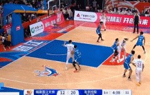 DB视讯官方登录入口翻江倒海！沈梓捷连续暴扣 连投带罚独得7分