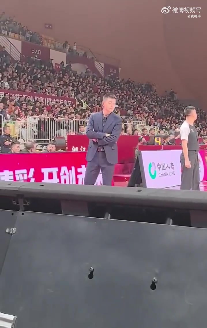 DB真人旗舰媒体人：CBA对辽宁&浙江就“四冠手势”一事提出书面警告⚠️