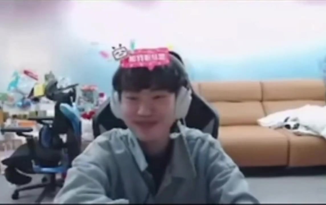 DB视讯官方登录入口讲点Bin道话🤣knight：喜欢天亮还是天黑 天亮能联想到很多事情