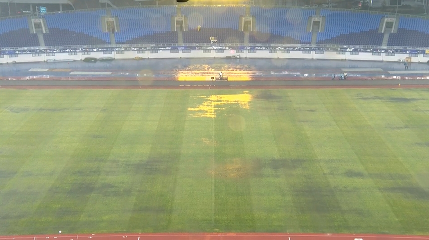 DB电子官网和天气“杠”上了!西海岸去年遭遇大雾,今年又碰上大雨、大风