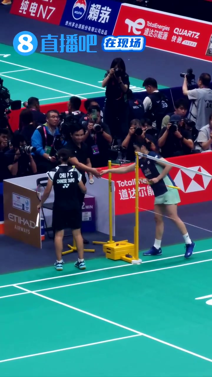 DB视讯官网【直播吧现场直击苏迪曼杯】安洗莹：世界女单水平提升很快